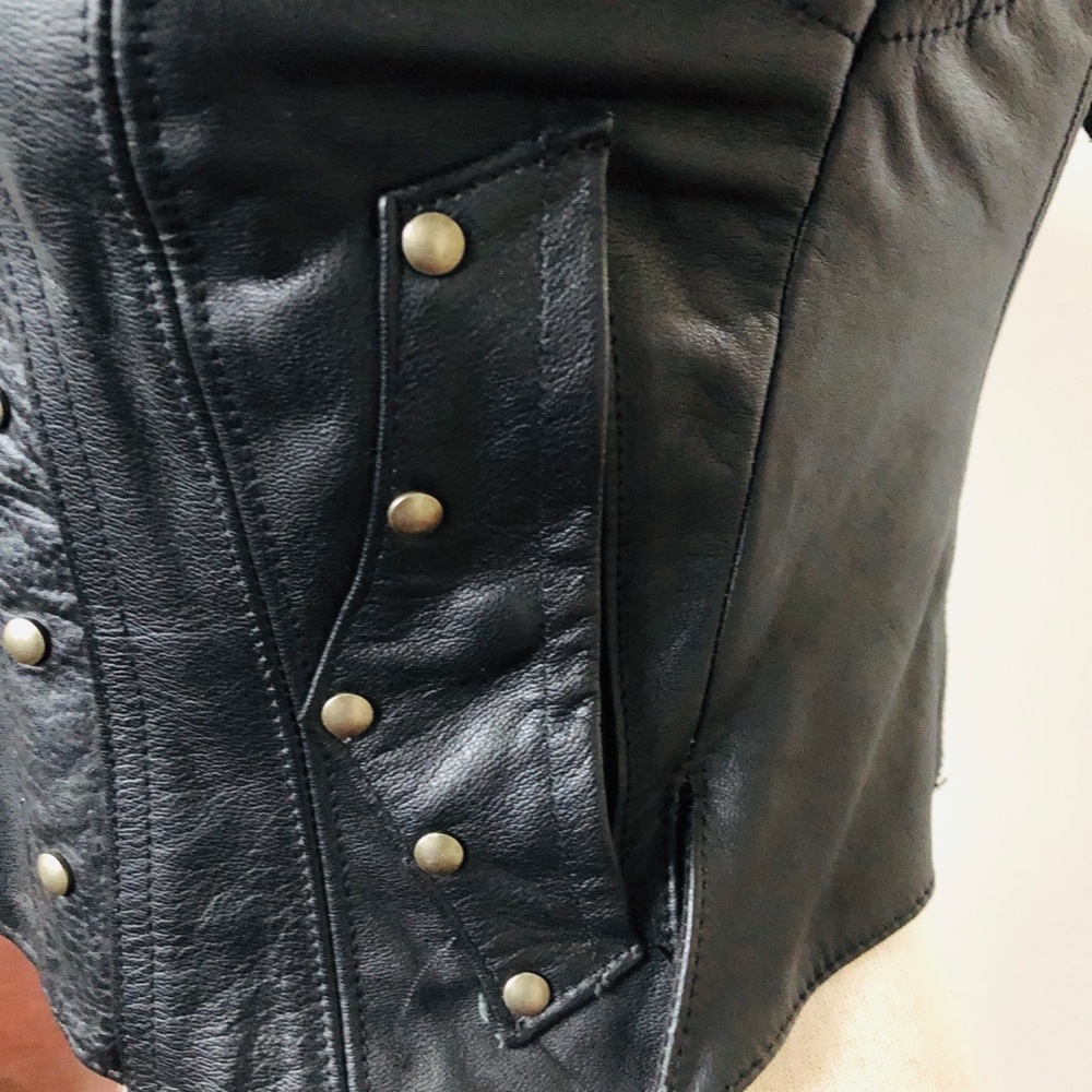 GORGEOUS DELUXE HARLEY DAVIDSON LEATHER VEST SZ SMALL - Picture 9 of 14